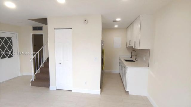 8921 Nw 28th Drive #62, Coral Springs