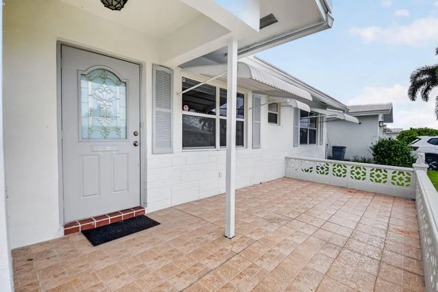 2 of 46 - 2091 Sw 13th Terrace Sw, Boynton Beach, FL