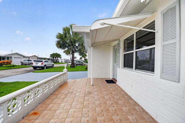 4 of 46 - 2091 Sw 13th Terrace Sw, Boynton Beach, FL