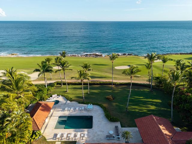 3 of 66 - 3 Costa Verde, , 