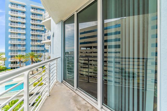 2 of 41 - 1551 N Flagler Drive #817, West Palm Beach, FL