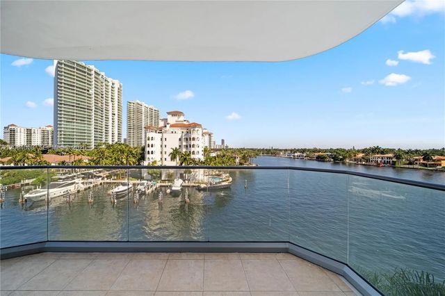 4 of 37 - 19707 Turnberry Way #6k, Aventura, FL