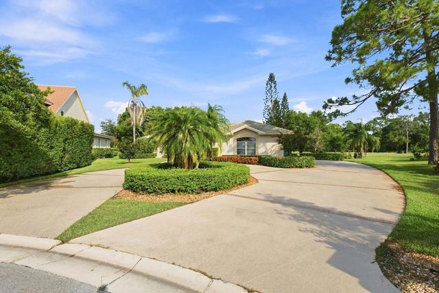 3 of 49 - 3608 Twin Lakes Terrace, Fort Pierce, FL