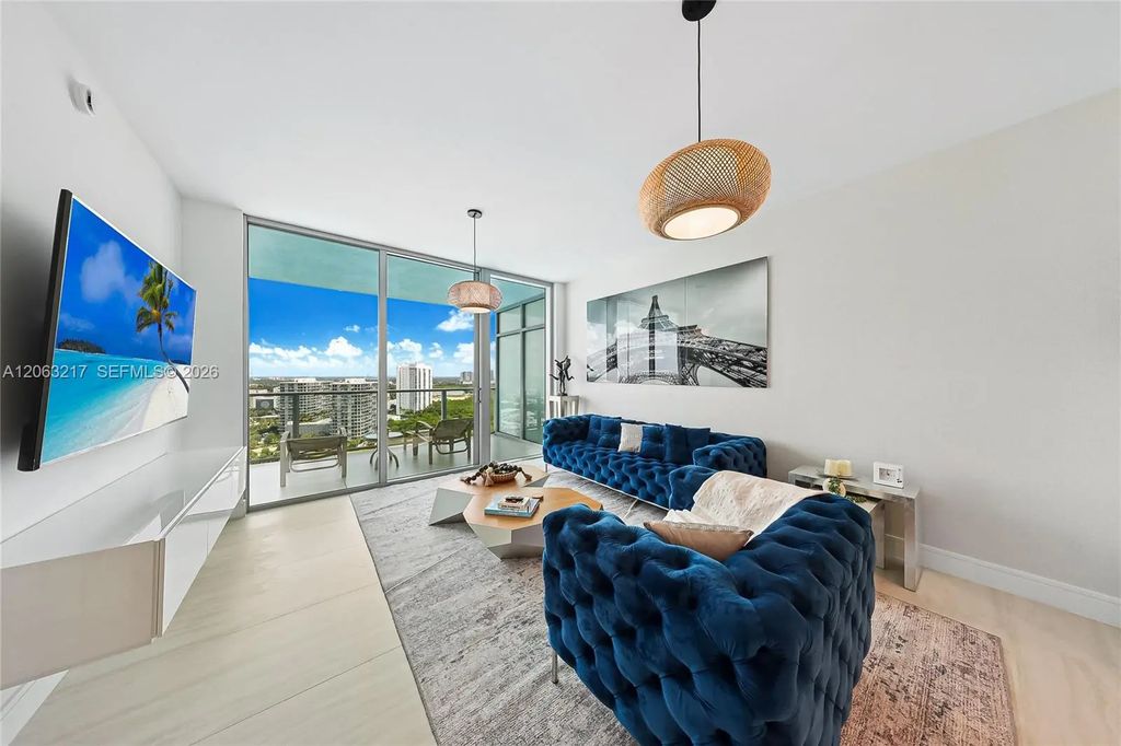 2411 Laguna Circle #2010, Miami