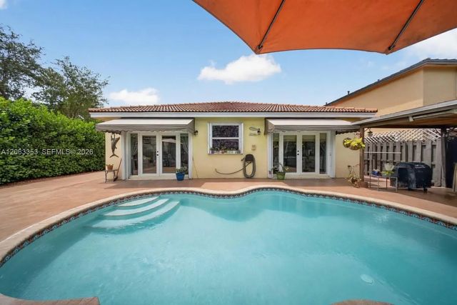 16437 Sw 76th Terrace, Miami