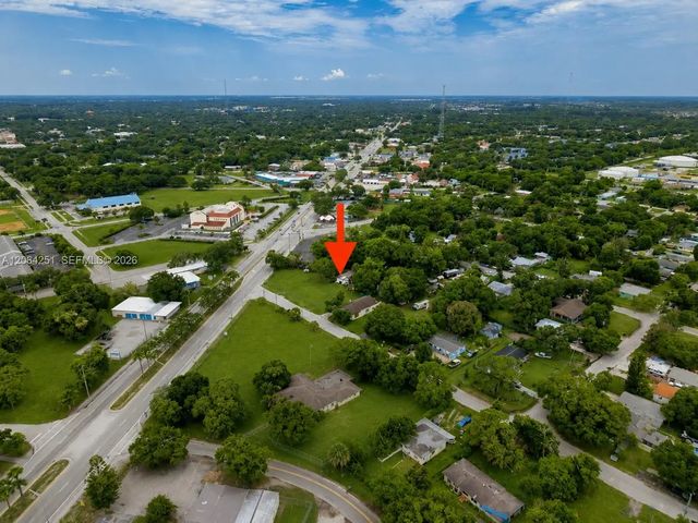 3 of 4 - 2108 Okeechobee Road, Fort Pierce, FL