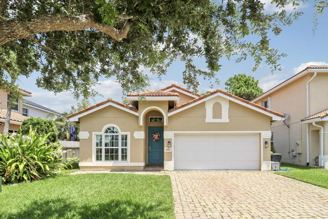 2481 Sw Silverado Street, Palm City