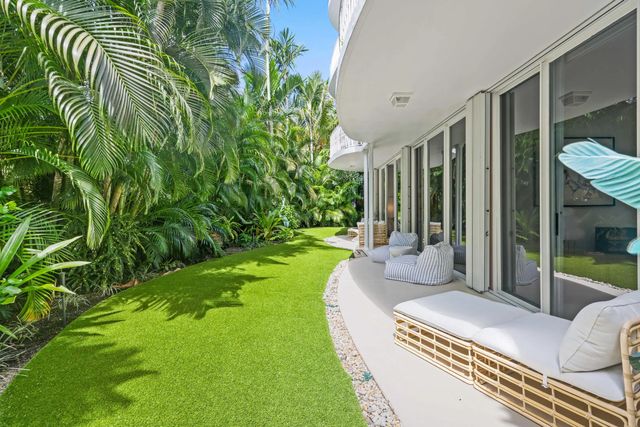 4 of 28 - 429 Australian Avenue #3, Palm Beach, FL