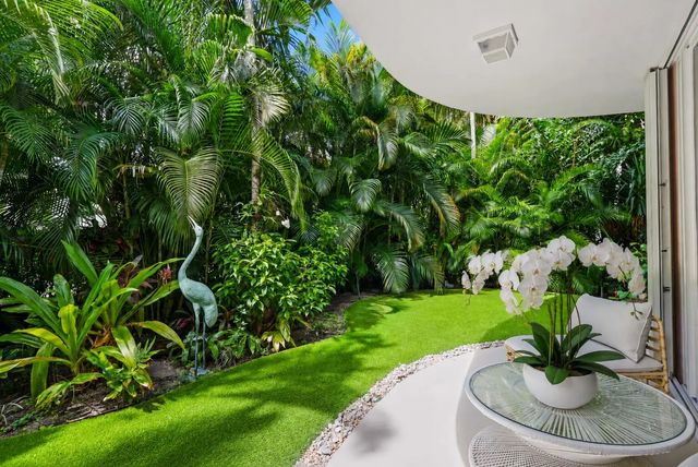 5 of 28 - 429 Australian Avenue #3, Palm Beach, FL