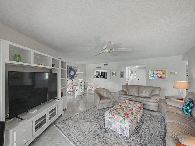 5 of 34 - 5132 Se Club Way #202, Stuart, FL