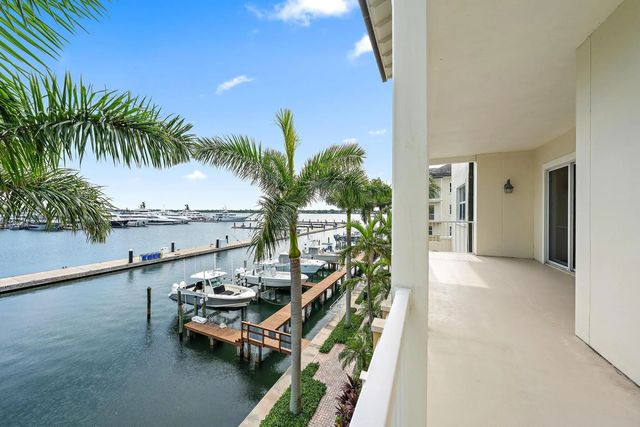 3 of 36 - 3920 N Flagler Drive #301, West Palm Beach, FL