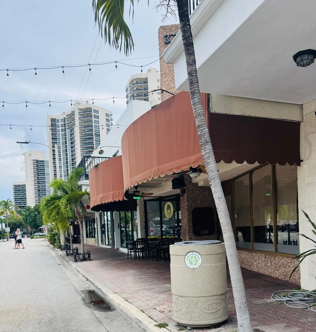 3330 Ne 33rd Street, Fort Lauderdale