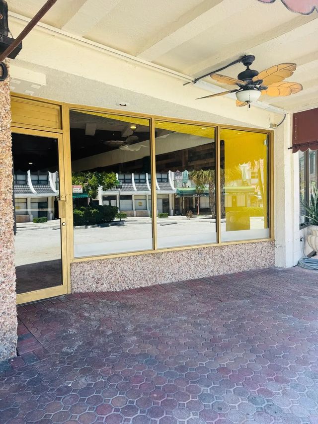4 of 11 - 3330 Ne 33rd Street, Fort Lauderdale, FL