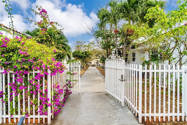 8335 E Crespi Boulevard #4, Miami Beach