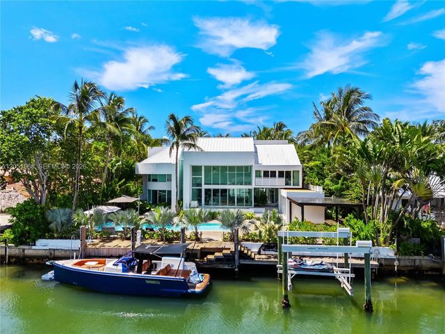 161 Cape Florida Drive, Key Biscayne