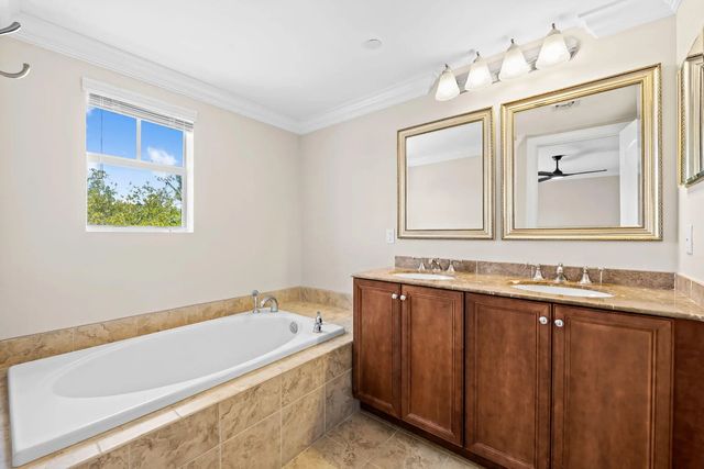 3 of 26 - 630 Se 15th Street #5, Fort Lauderdale, FL