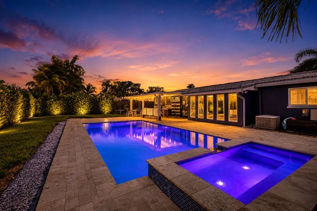 1310 Ne 46th Street, Oakland Park
