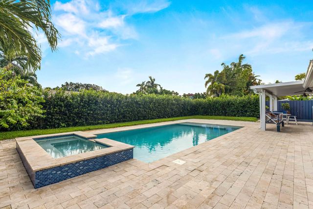 5 of 35 - 1310 Ne 46th Street, Oakland Park, FL