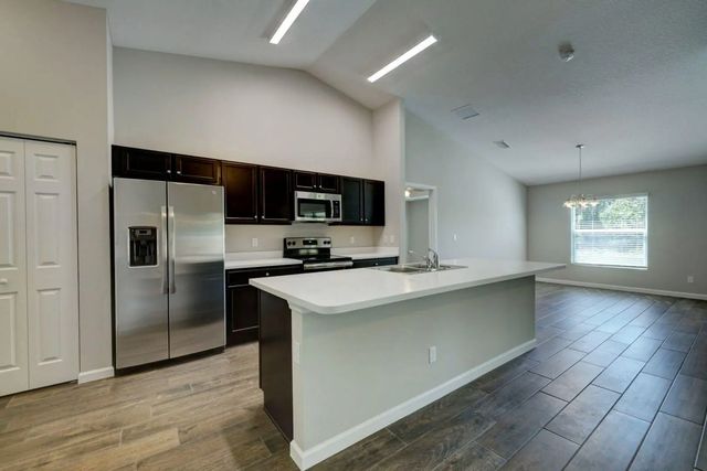 4 of 34 - 1913 Sw Swift Avenue, Port St. Lucie, FL