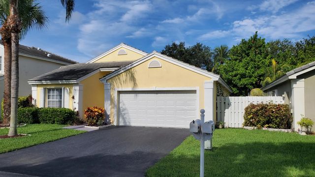 3 of 30 - 5403 Nw 55th Terrace, Coconut Creek, FL