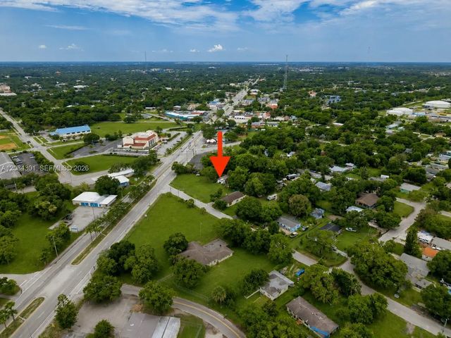 3 of 4 - 2108 Okeechobee Road, Fort Pierce, FL