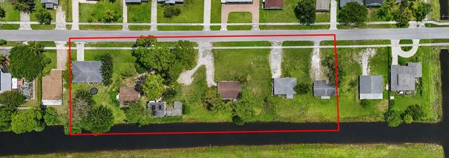 2 of 76 - 437 Fleming Avenue, Greenacres, FL