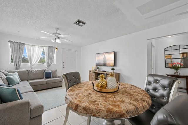 5 of 76 - 437 Fleming Avenue, Greenacres, FL