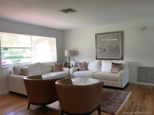 5 of 23 - 801 Albatross Street, Miami Springs, FL