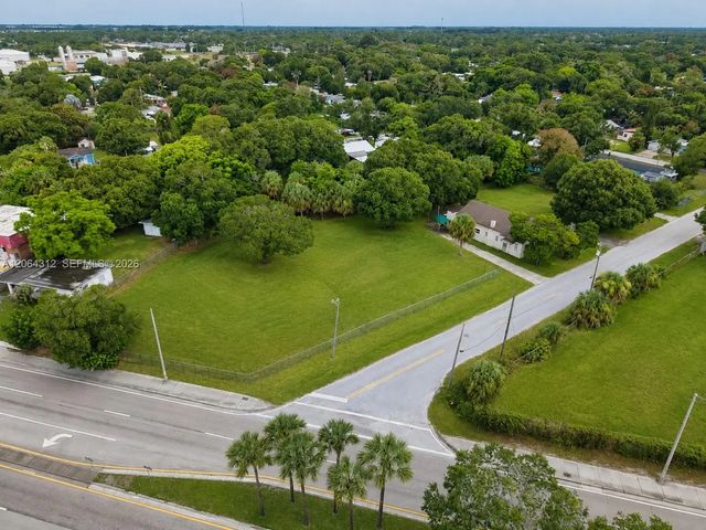 711 S 21st Street, Fort Pierce