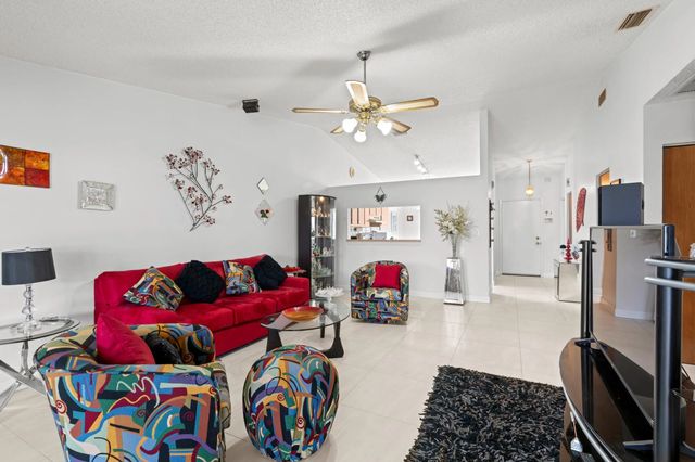 5 of 17 - 9 Danby Place, Boynton Beach, FL