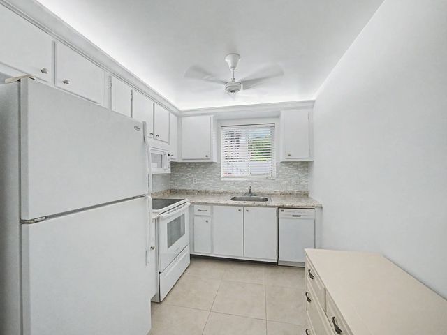 5 of 19 - 3 Westwood Avenue #101e, Tequesta, FL