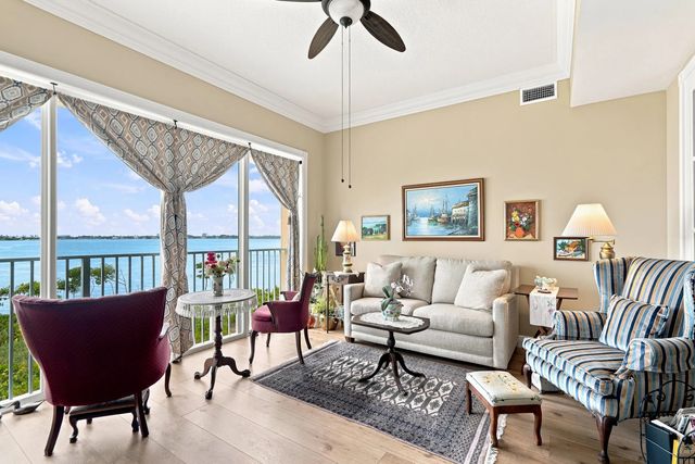 5 of 36 - 21 Harbour Isle Drive W #302, Fort Pierce, FL