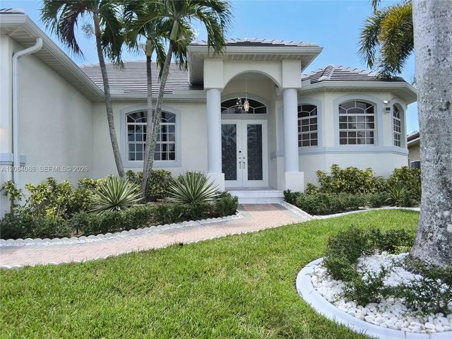 3 of 35 - 8268 S Southwind, Fort Myers, FL