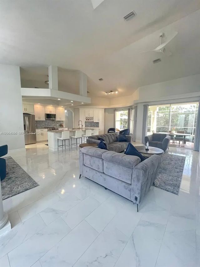 4 of 35 - 8268 S Southwind, Fort Myers, FL
