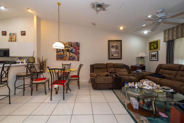 2 of 52 - 3973 Summer Chase Court, Lake Worth, FL