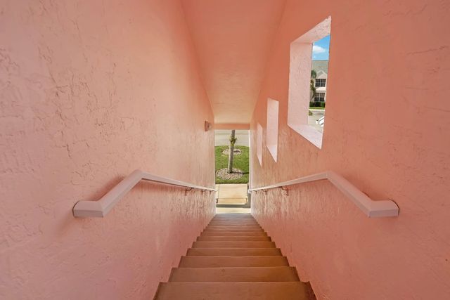 3 of 38 - 602 Muirfield Court, Jupiter, FL
