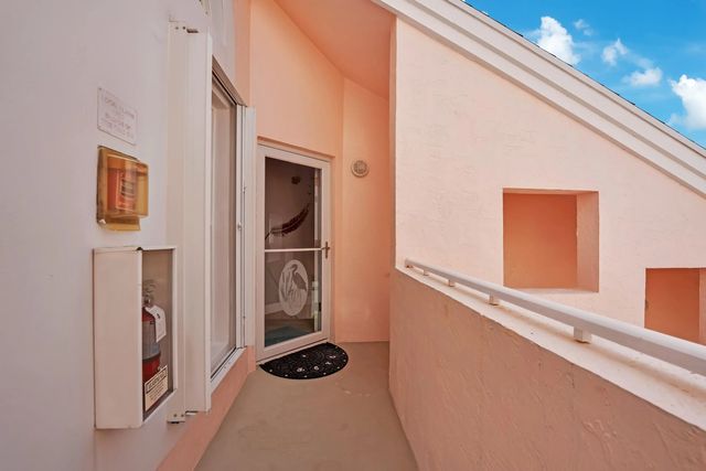 4 of 38 - 602 Muirfield Court, Jupiter, FL