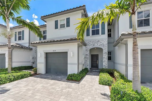 5 of 35 - 4614 Nw 120th Way, Coral Springs, FL