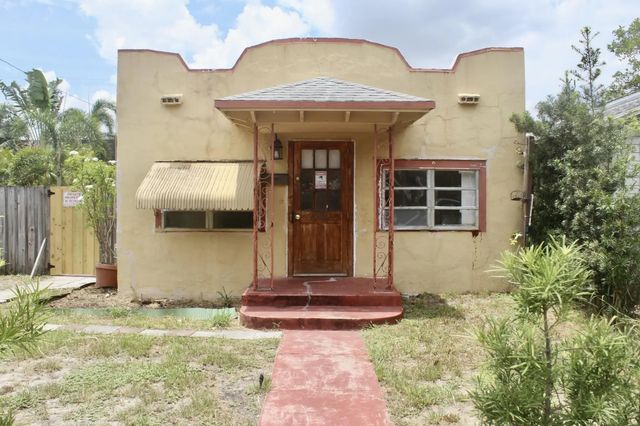 2 of 24 - 519 N J Street #1, Lake Worth Beach, FL