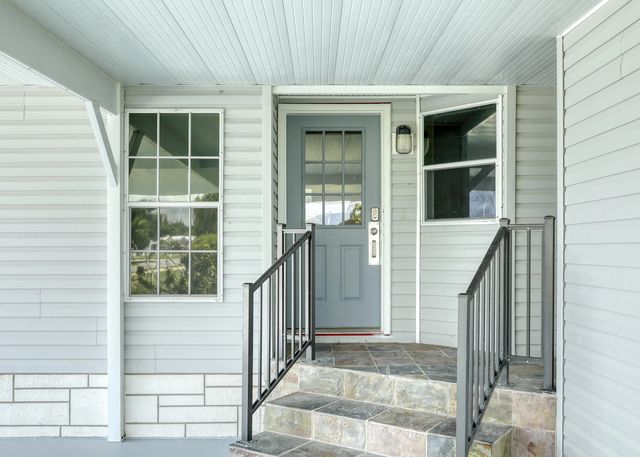 3 of 28 - 1187 Barefoot Circle, Barefoot Bay, FL