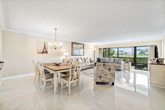 5771 Fairway Park Court #103, Boynton Beach