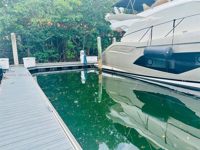 4 of 10 - 3575 Mystic Pointe Drive, Aventura, FL