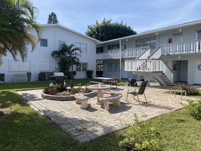 95 Cambridge E #95, West Palm Beach