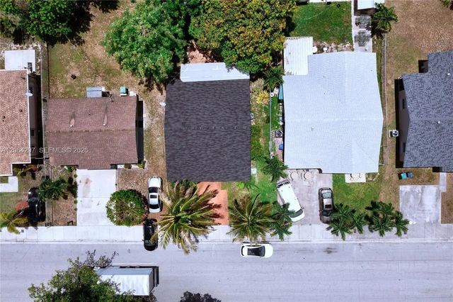 3 of 7 - 10360 Sw 172nd Street, Miami, FL