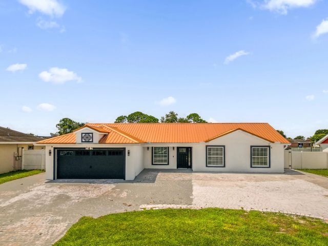 363 Buttonwood Drive, Kissimmee