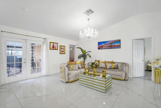 2 of 30 - 363 Buttonwood Drive, Kissimmee, FL
