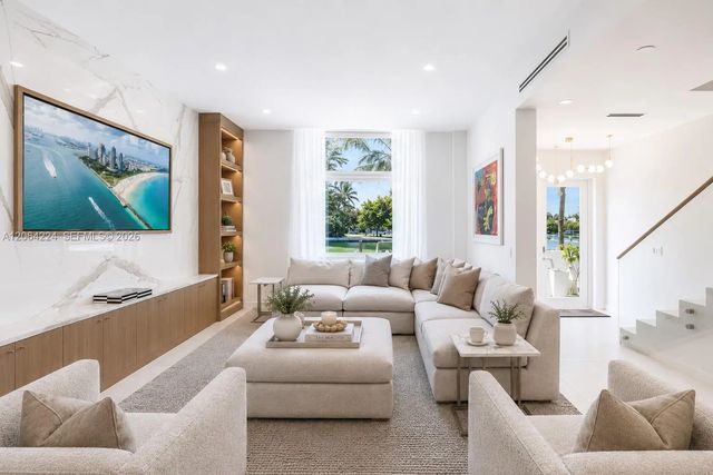 3 of 45 - 6203 Laguna Path N, Miami Beach, FL