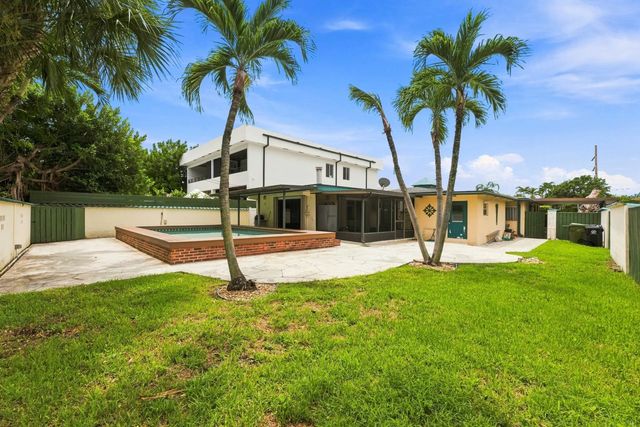 4 of 28 - 1344 Ne 13th Avenue, Fort Lauderdale, FL