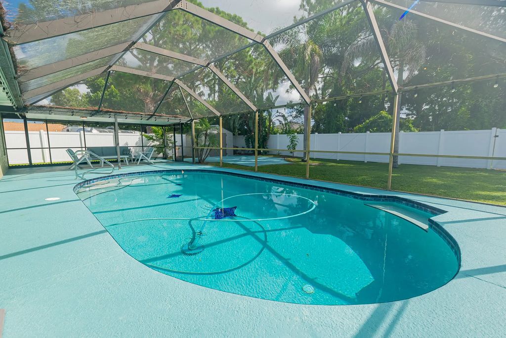 1967 Sw Burlington Street, Port St. Lucie