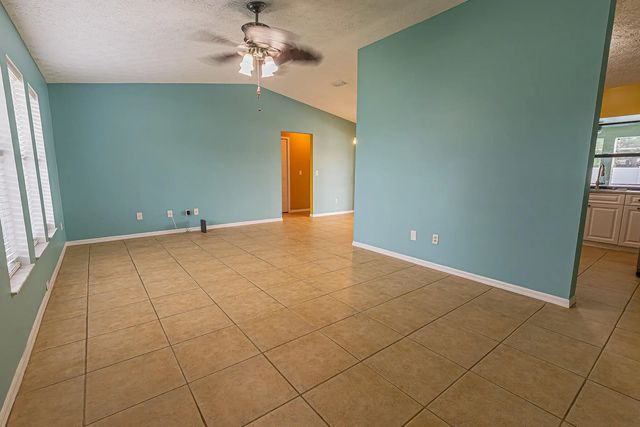 5 of 31 - 1967 Sw Burlington Street, Port St. Lucie, FL